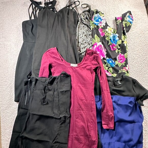 Assorted Dresses & Skirts - Womens Dresses Lot 12 Basic Staple Capsule Wardrobe Size Small Trendy Party